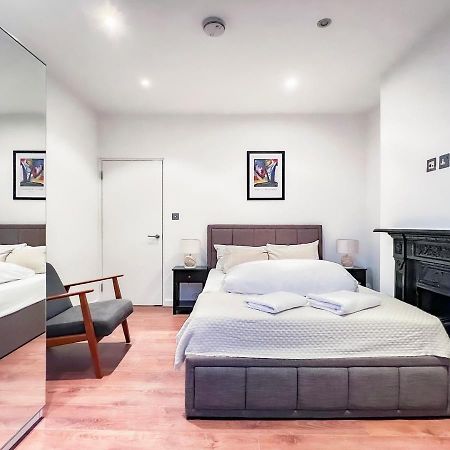 Prime Location Camden Luxury Apt Sleeps 6 London Exterior foto