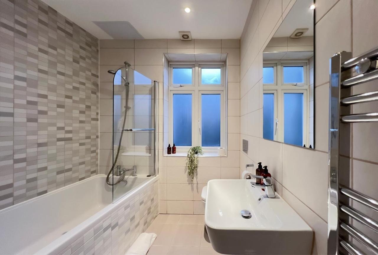 Prime Location Camden Luxury Apt Sleeps 6 London Exterior foto