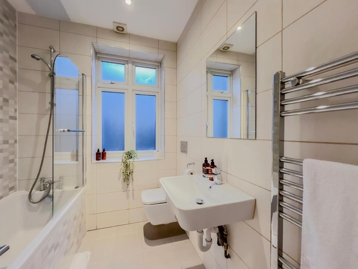 Prime Location Camden Luxury Apt Sleeps 6 London Exterior foto